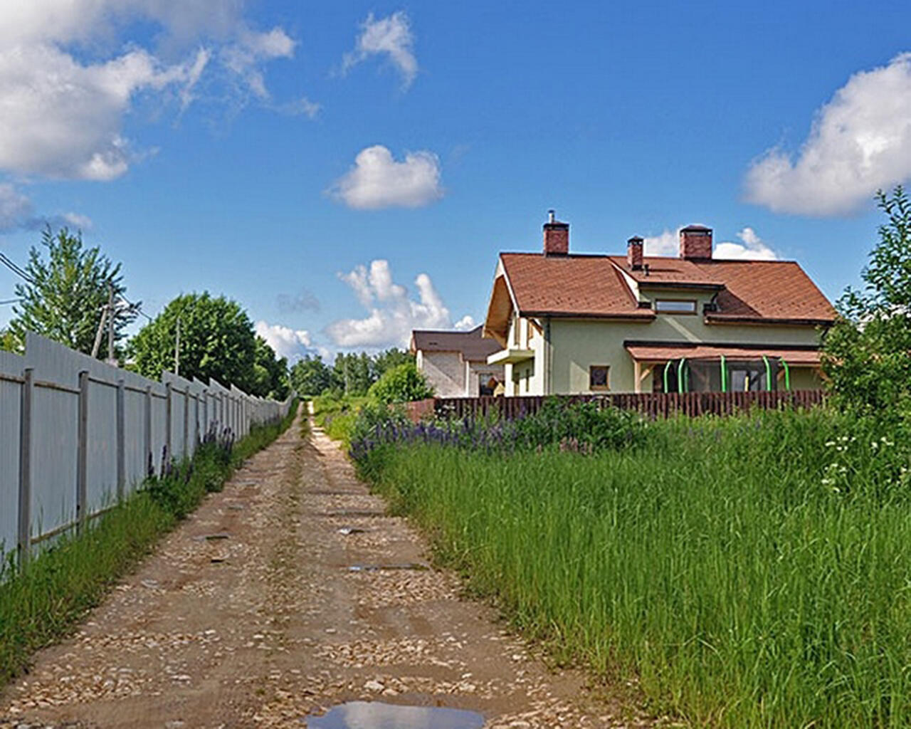 коттедж в подмосковье 6 млн. жк апрелевка парк. апрелевка парк таунхаусы. коттеджный поселок томск. микрорайон добрый дом томск.